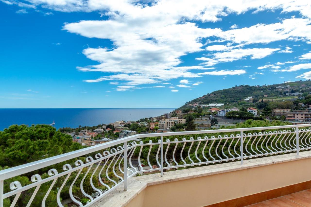 168B - La Terrazza Sul Mare, Casa A 10 Minuti Da Spiaggia, Parcheggio Privato Gratis Sanremo Exterior foto