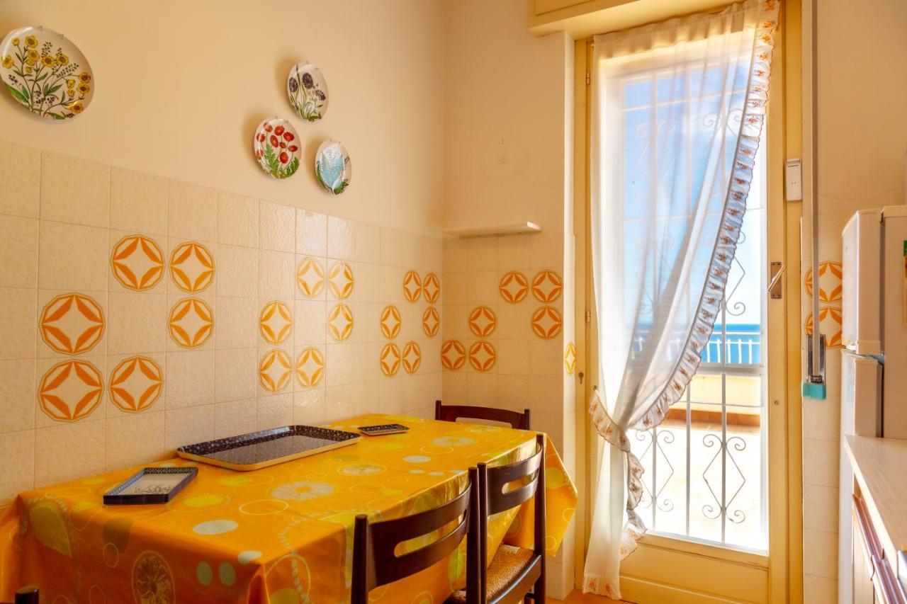 168B - La Terrazza Sul Mare, Casa A 10 Minuti Da Spiaggia, Parcheggio Privato Gratis Sanremo Exterior foto